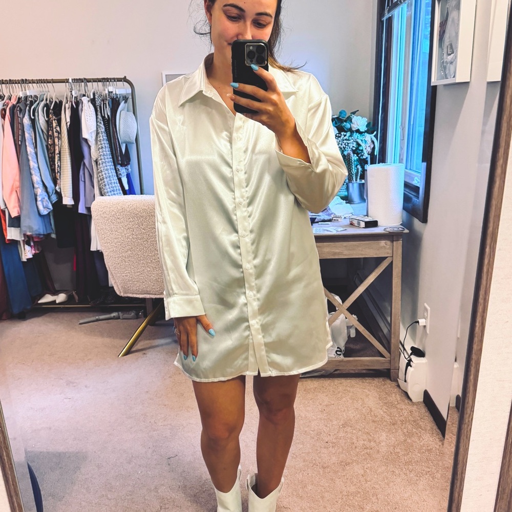 12th Tribe | Ivory Satin White Button Up Dress Size Small